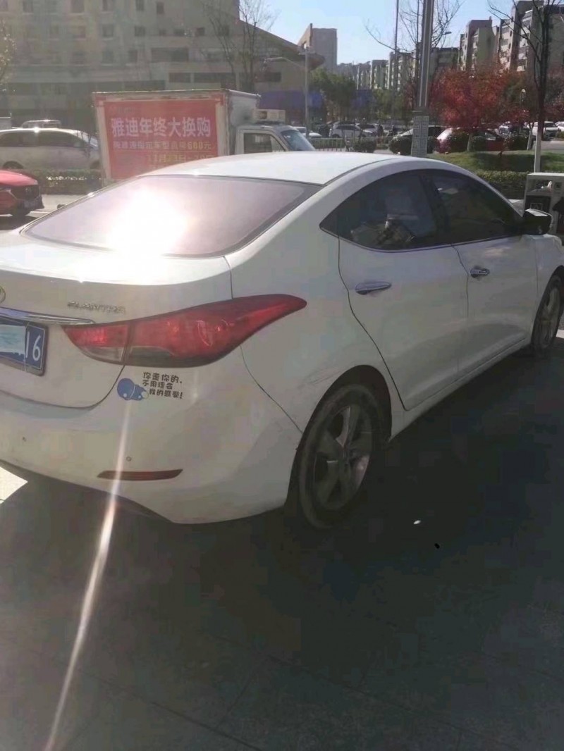 济南14年现代朗动8