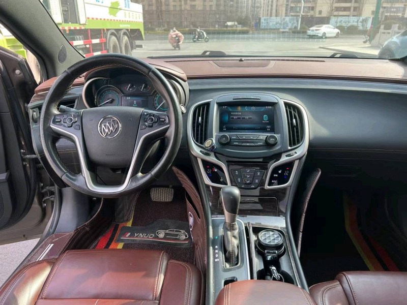 徐州15年别克君越2