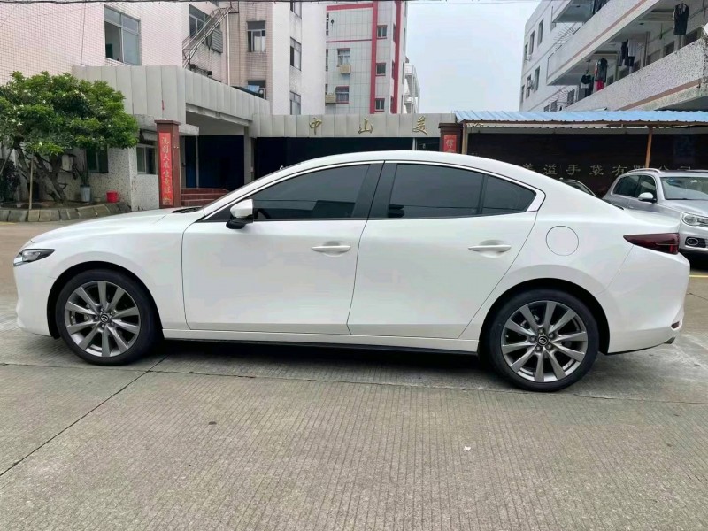 中山21年马自达33