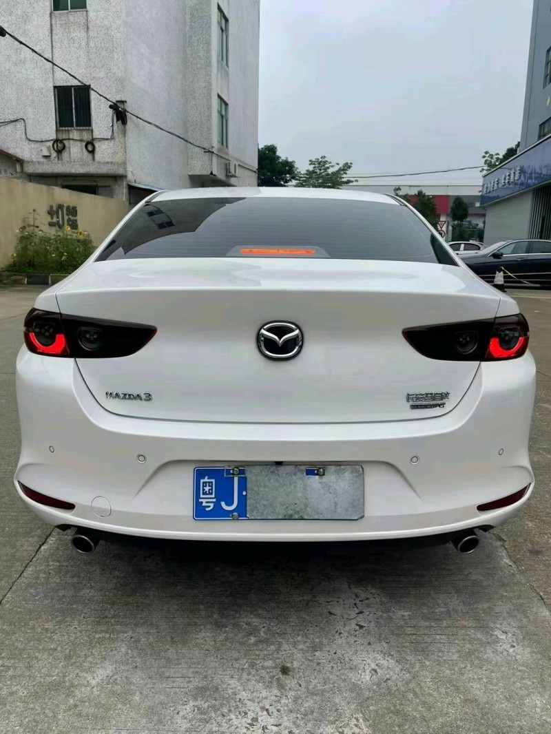 中山21年马自达34