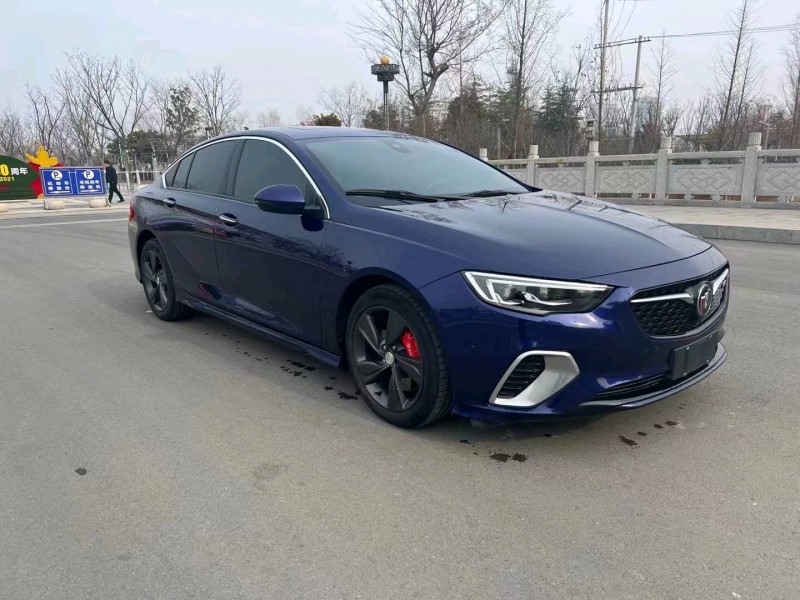 徐州19年别克君威3