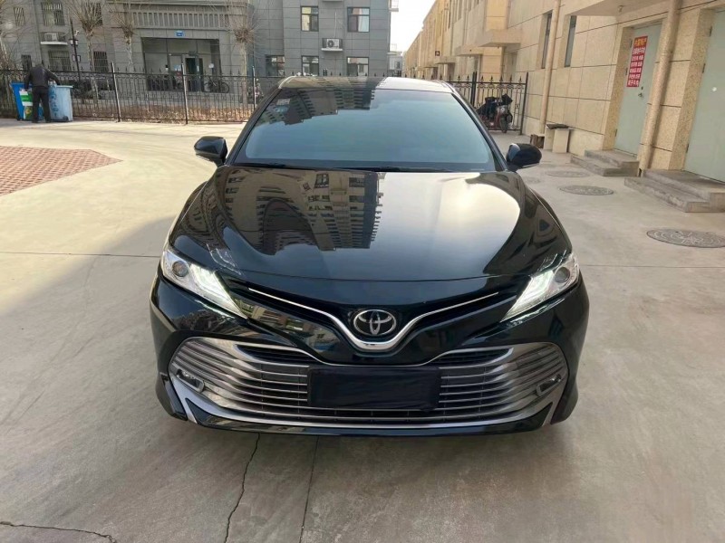 邯郸18年丰田凯美瑞1