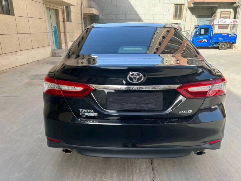 邯郸18年丰田凯美瑞6