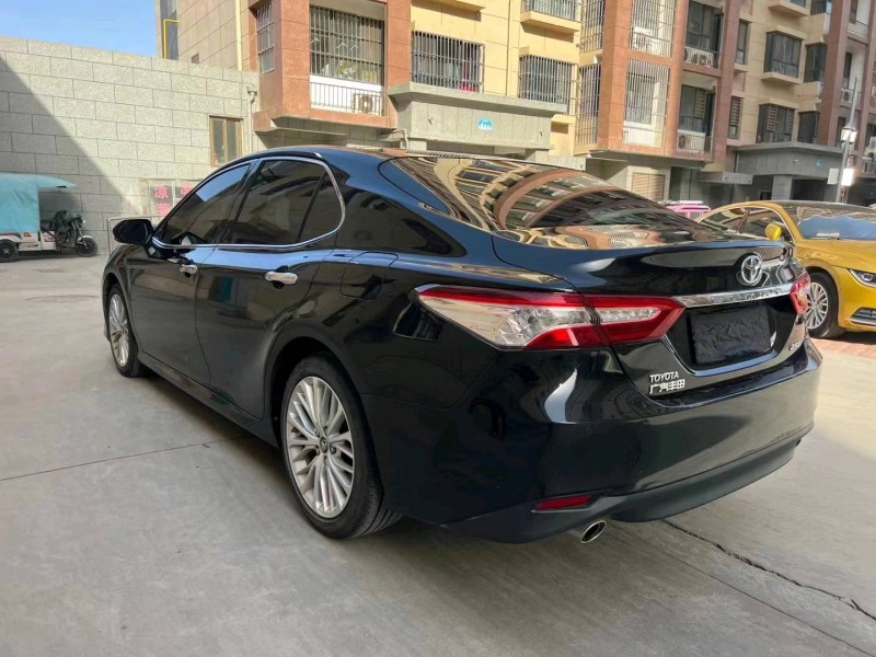 邯郸18年丰田凯美瑞8