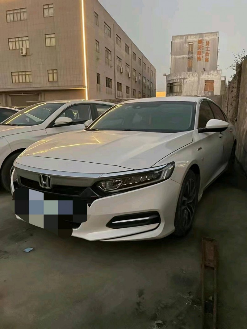 嘉兴19年本田雅阁5