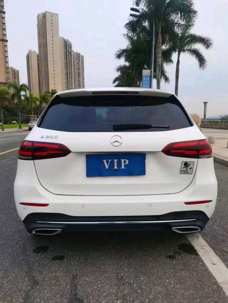 广州20年奔驰B5
