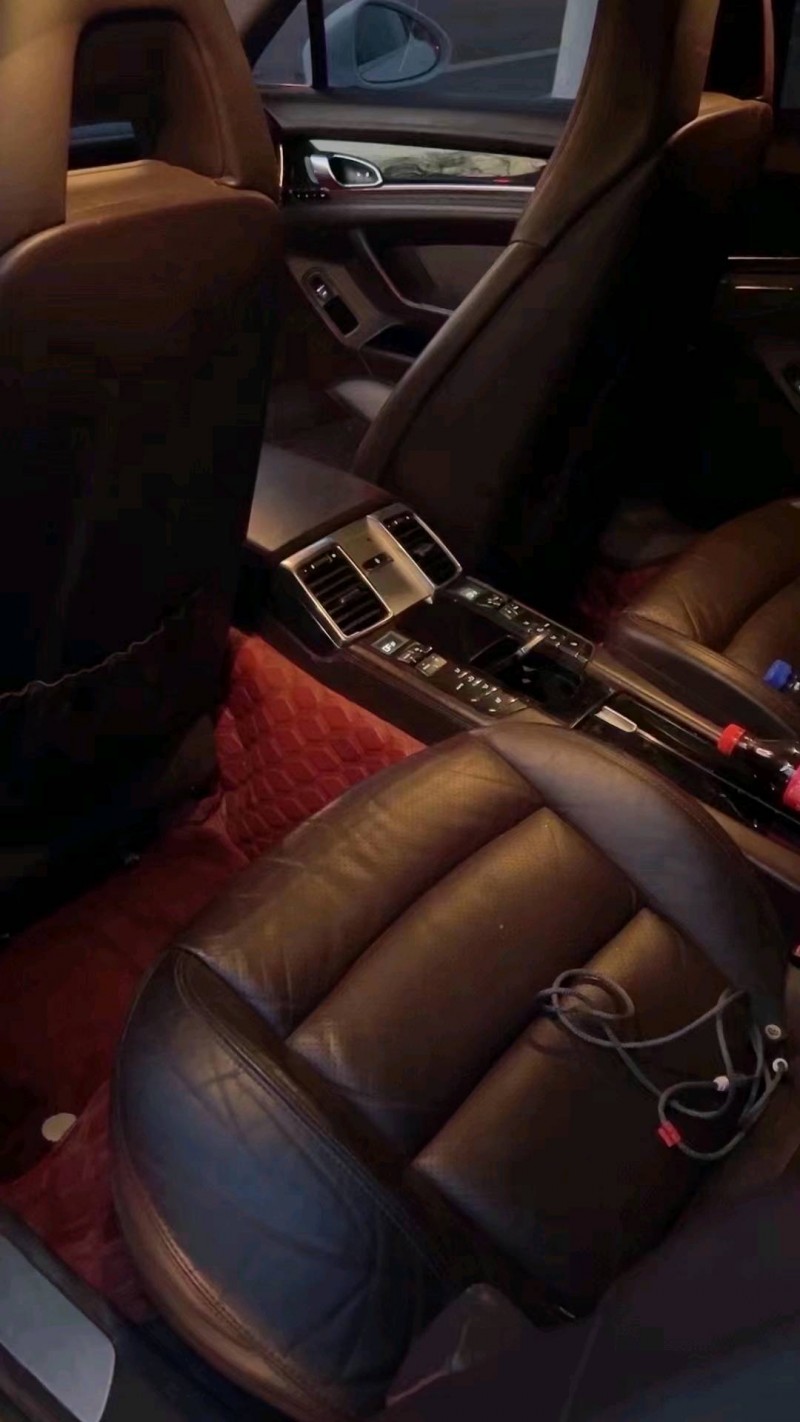 济南13年保时捷帕拉梅拉4