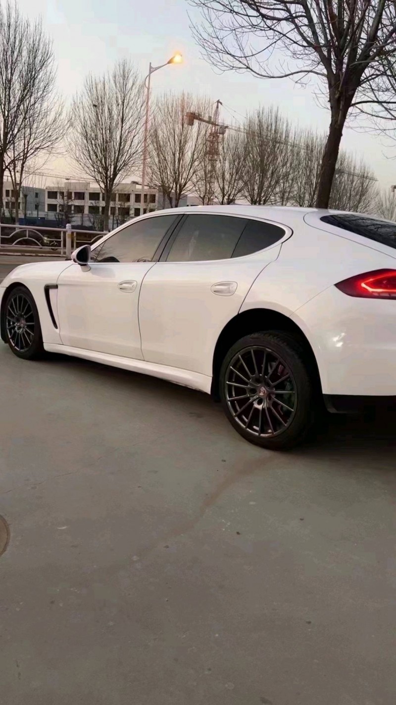 济南13年保时捷帕拉梅拉6