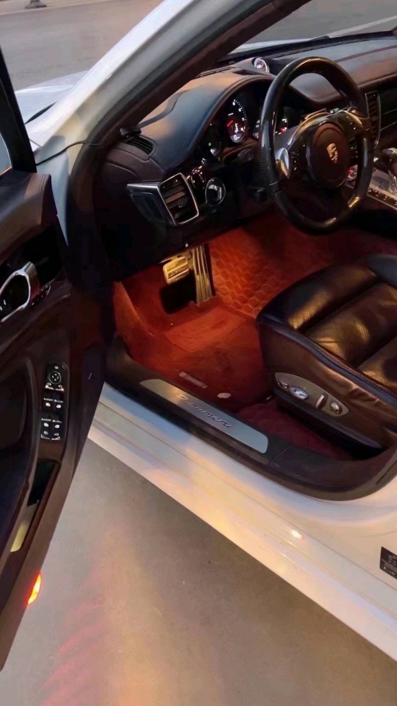 济南13年保时捷帕拉梅拉7