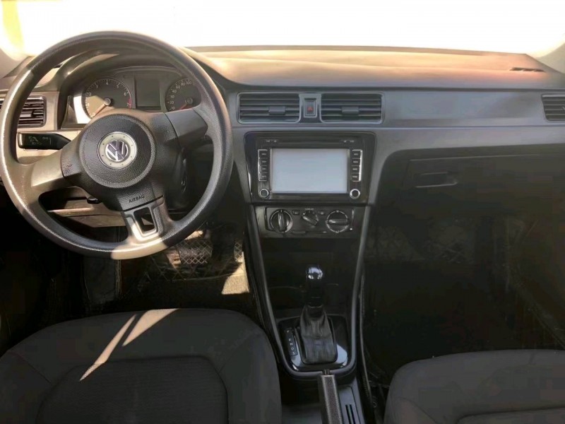 济南15年大众桑塔纳3