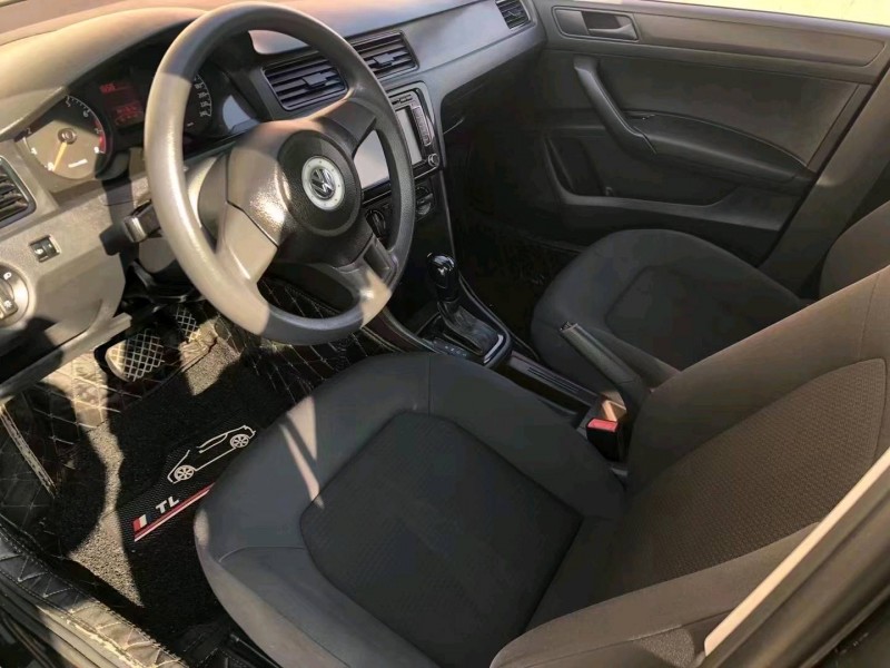 济南15年大众桑塔纳4