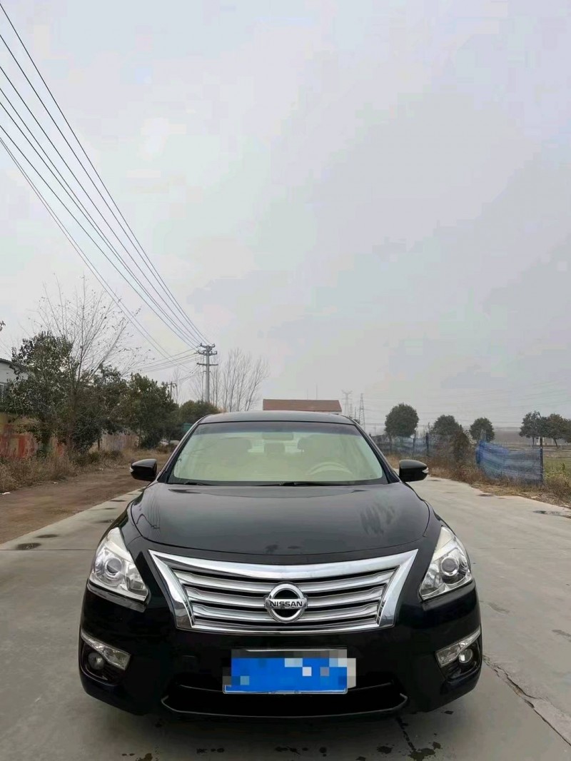 北京13年日产天籁1