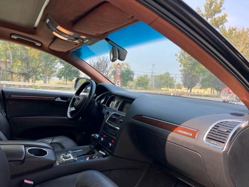 北京13年奥迪Q76