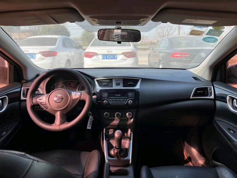 邯郸17年日产轩逸7