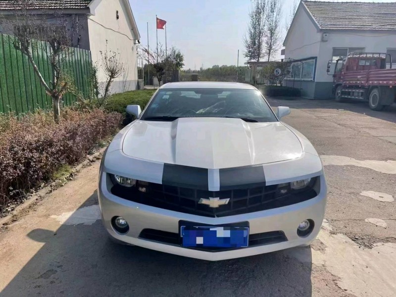 济南14年雪佛兰科迈罗1