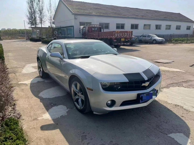 济南14年雪佛兰科迈罗2