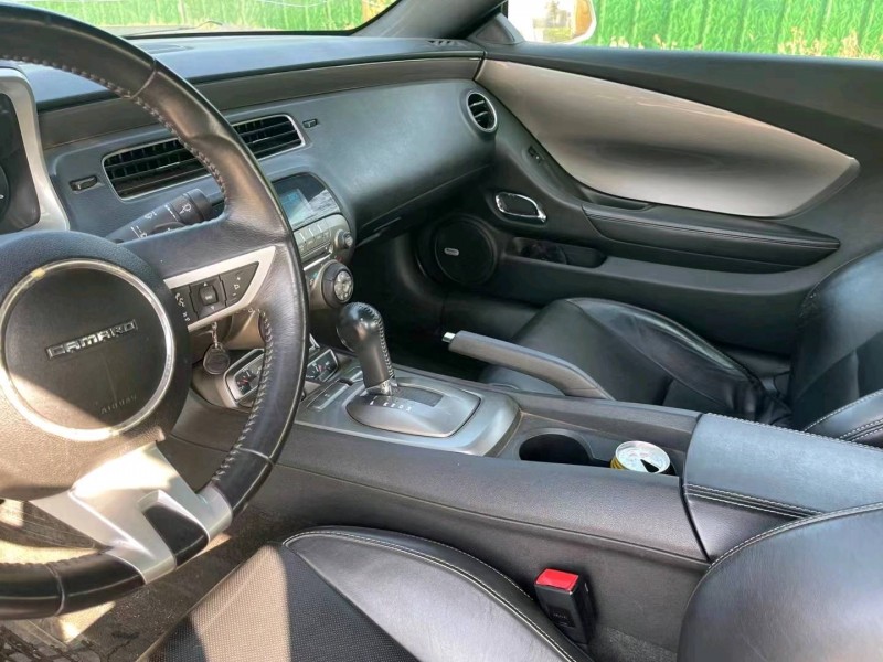 济南14年雪佛兰科迈罗4