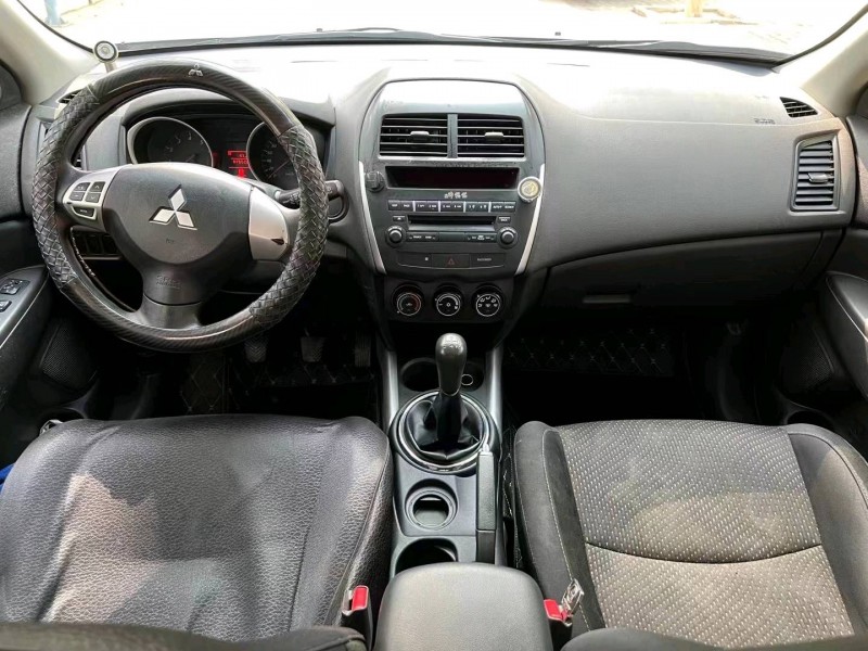 廊坊14年三菱劲炫6