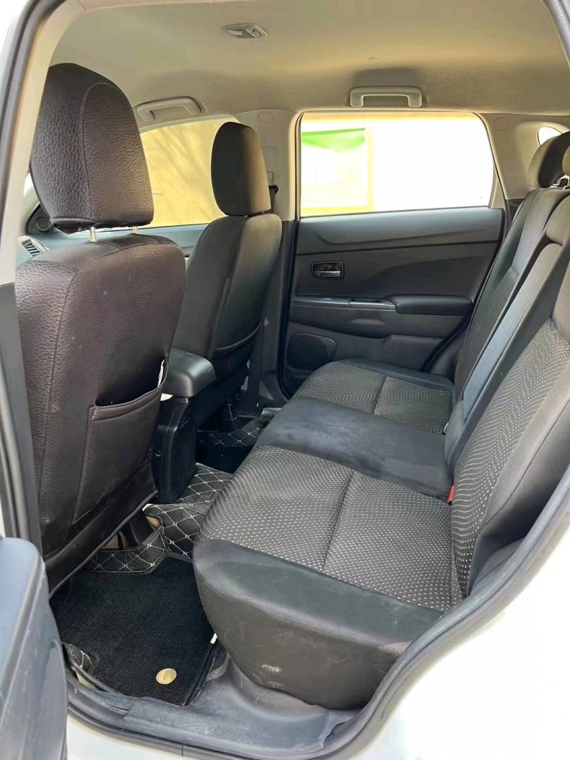 廊坊14年三菱劲炫8