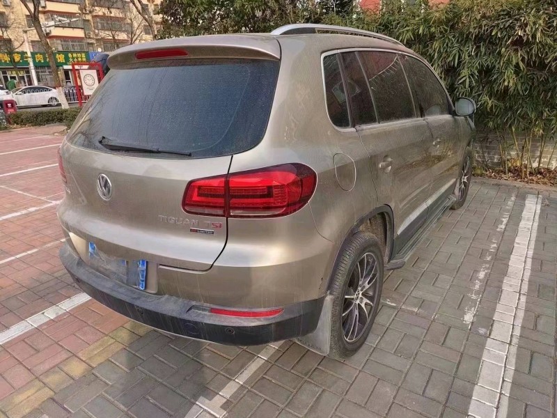 济南14年大众途观6