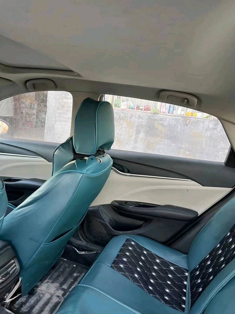 枣庄17年别克英朗5