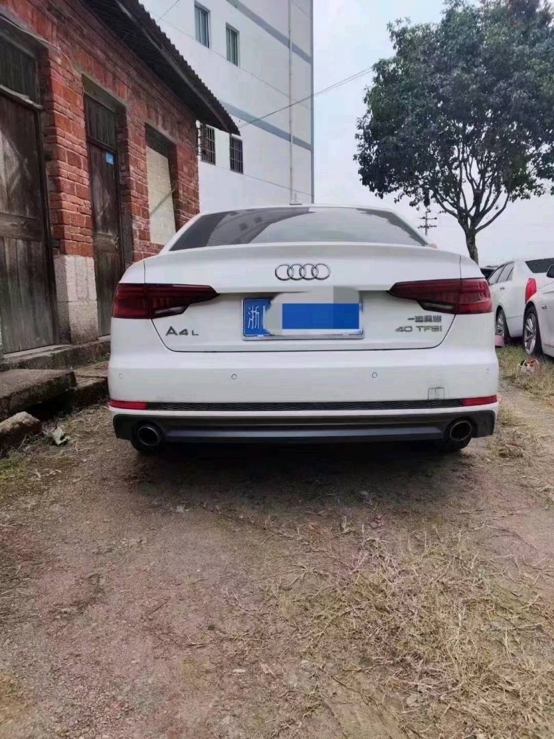 嘉兴18年奥迪A4L5