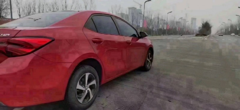 邯郸17年丰田雷凌3