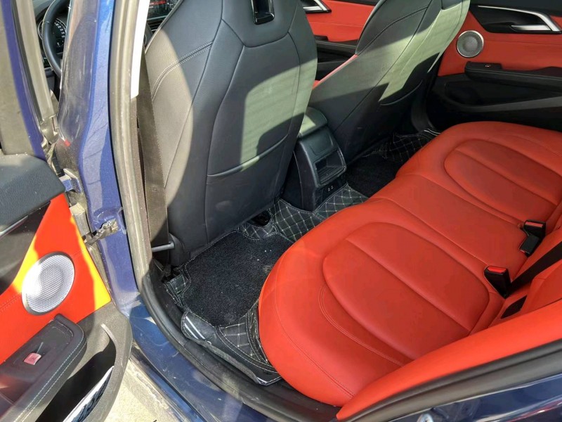 邯郸21年宝马1系6