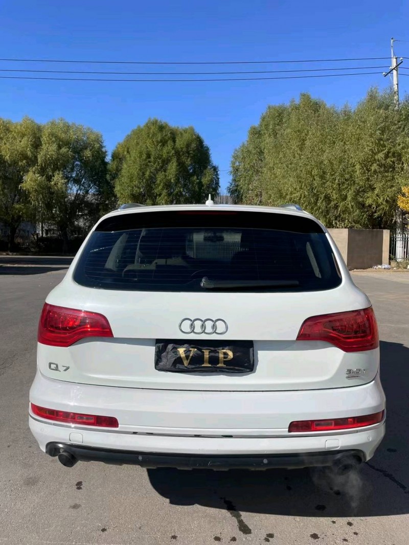 沈阳12年奥迪Q78
