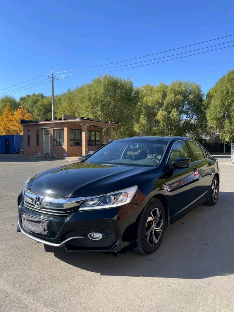 沈阳17年本田雅阁2