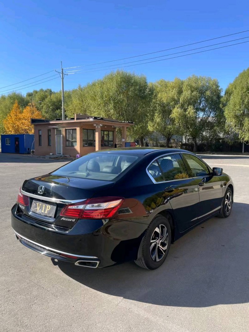 沈阳17年本田雅阁9