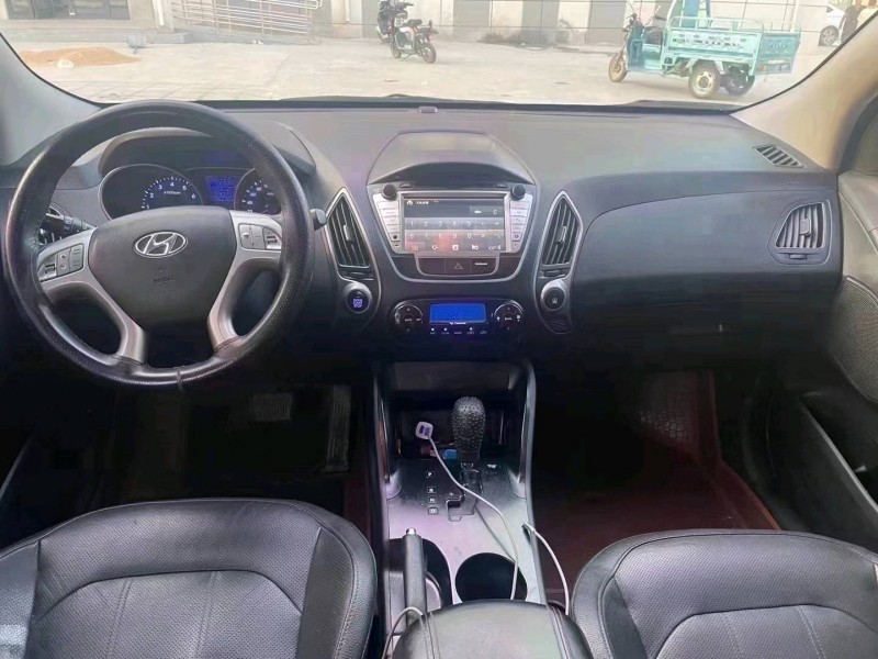 北京16年现代ix354