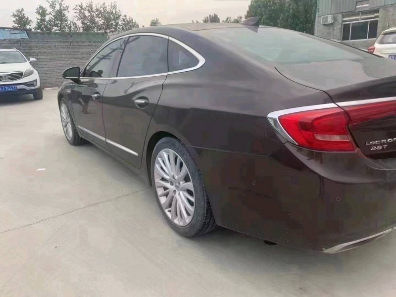 北京16年别克君越4