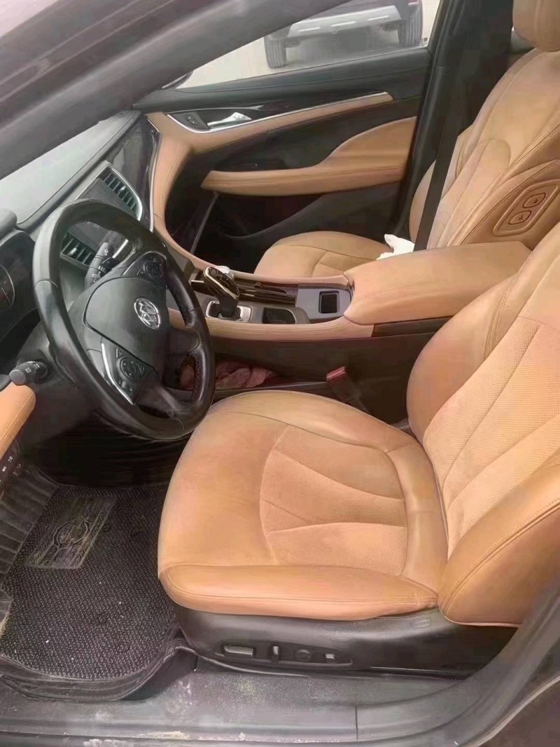 北京16年别克君越8