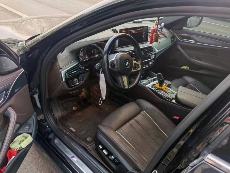 济南21年宝马5系3