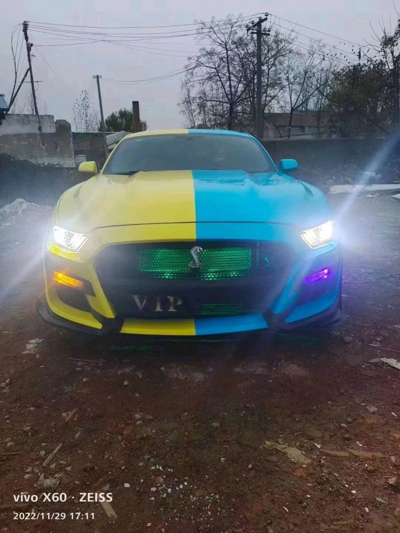 济南15年福特野马1