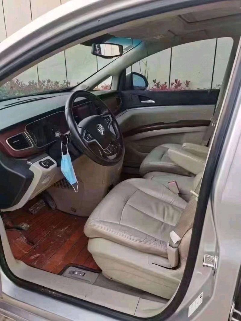 北京15年别克GL86