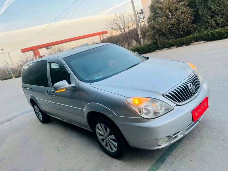 枣庄12年别克GL84