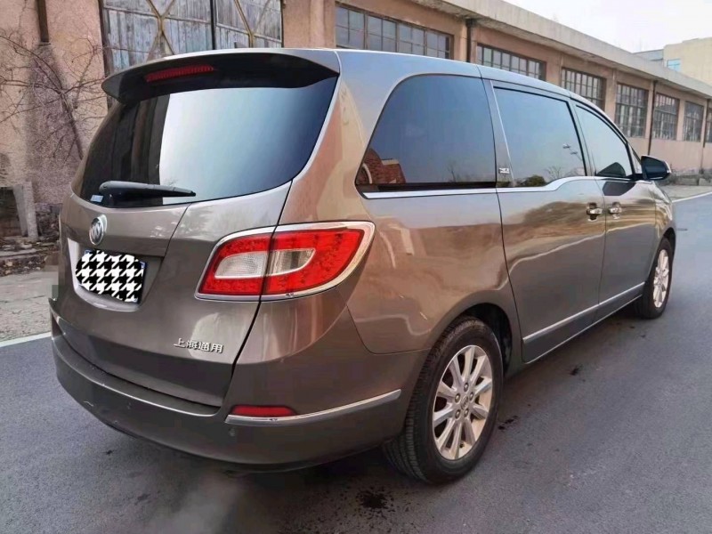 枣庄12年别克GL86