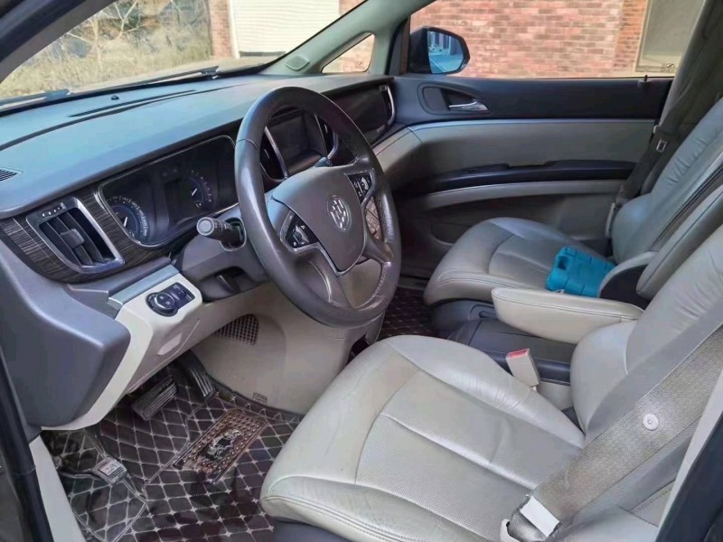 枣庄12年别克GL88