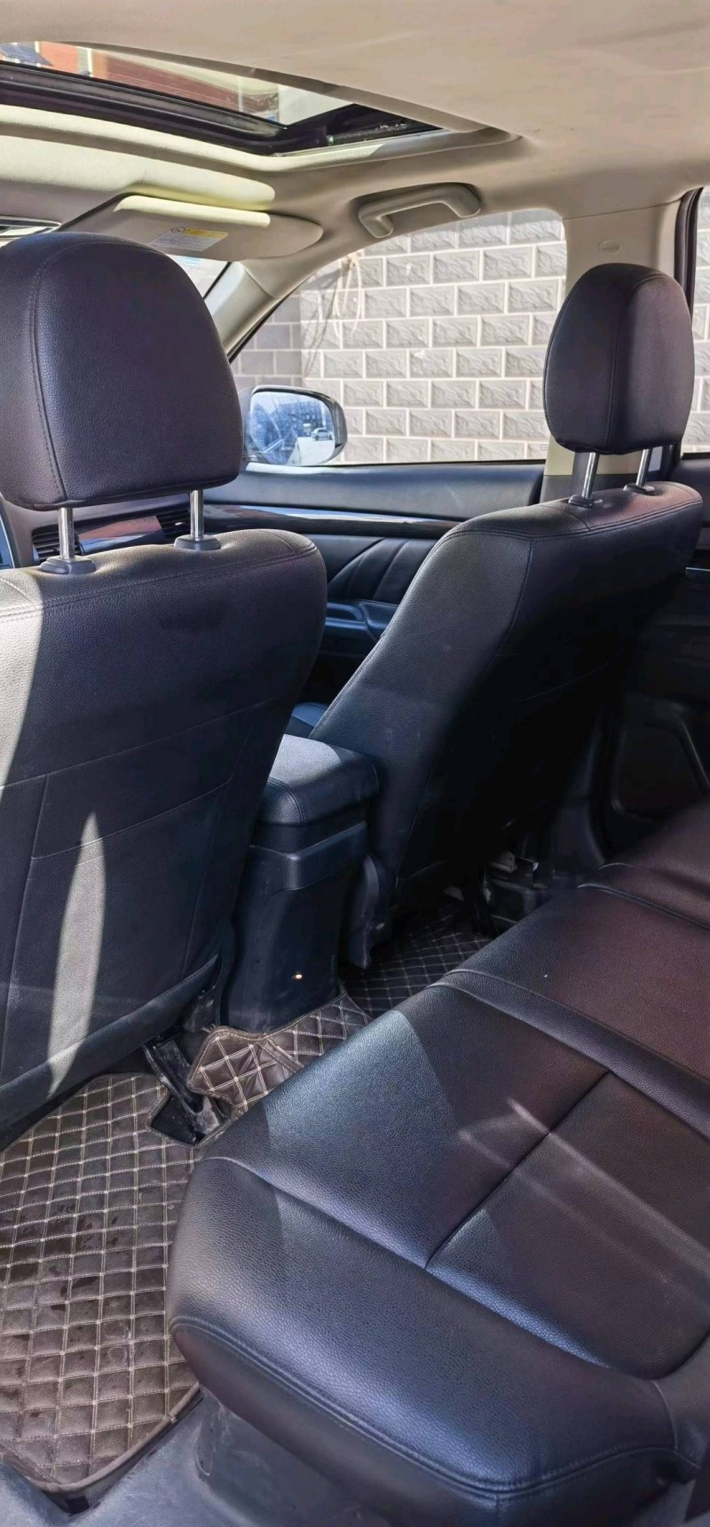 邯郸17年三菱欧蓝德3