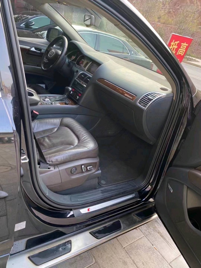 衡阳13年奥迪Q76