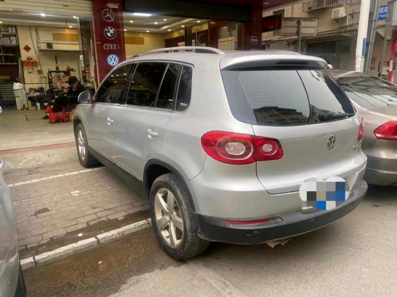 梧州12年大众途观3
