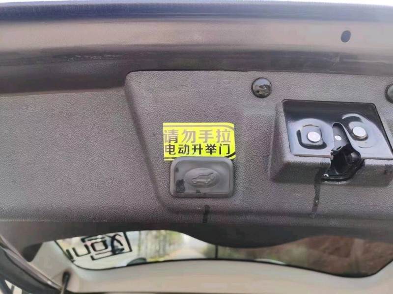 衡阳12年别克昂科雷4