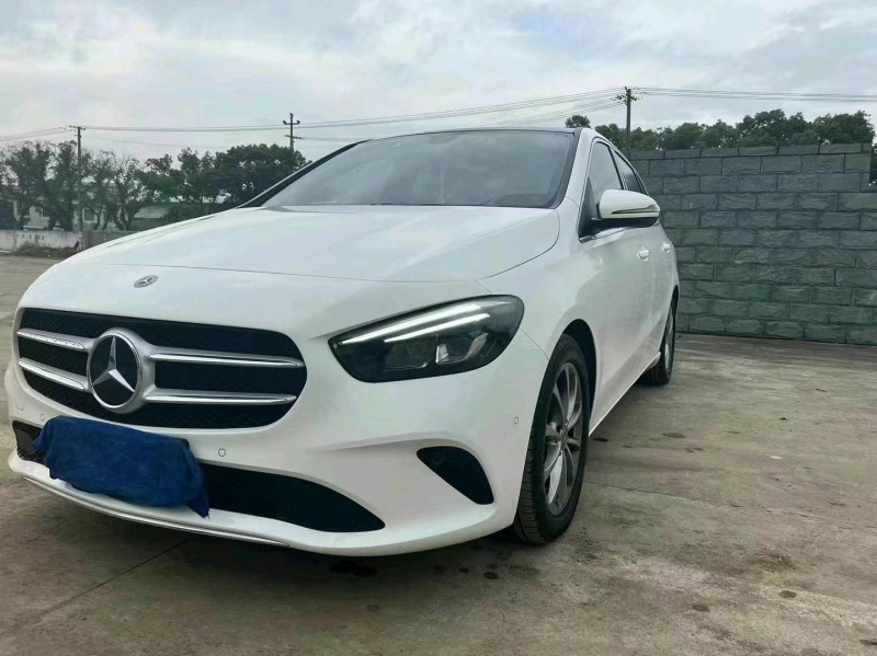 嘉兴21年奔驰B1