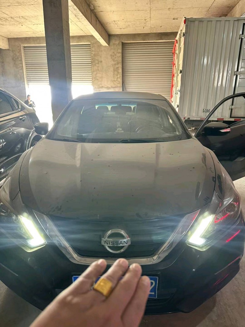 淮南19年日產天籟8