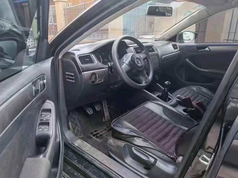 北京12年大众速腾8