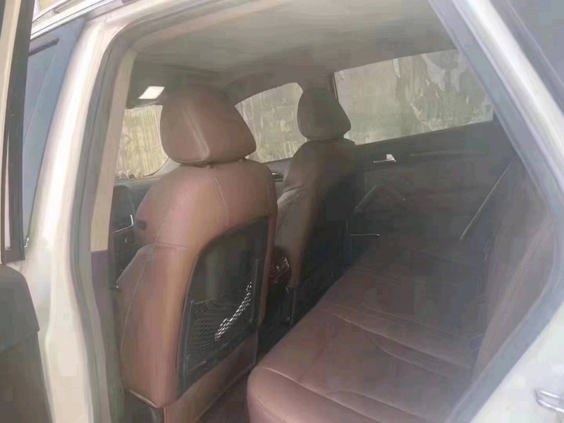 济南18年众泰T6004