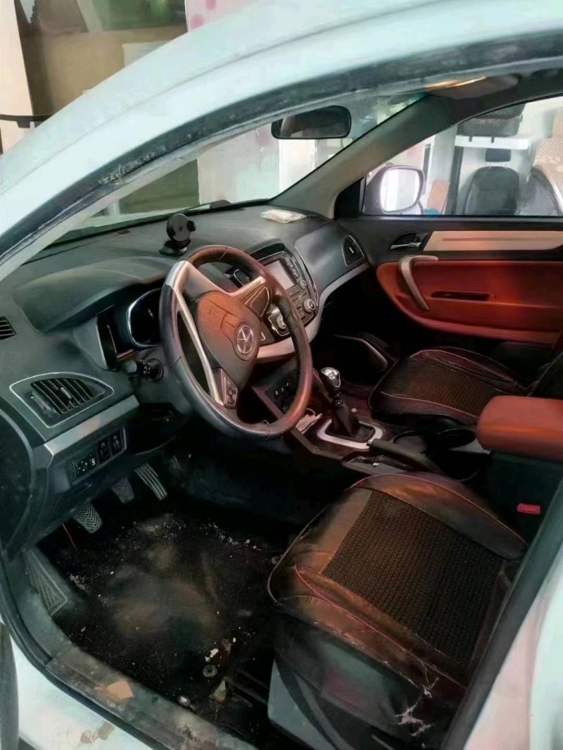 济南14年江淮瑞风2