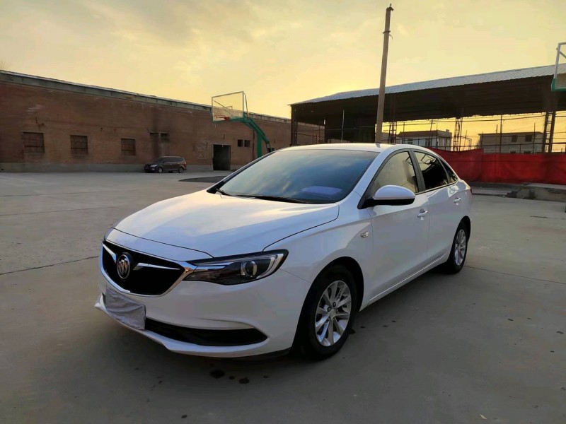 邢台18年别克英朗8